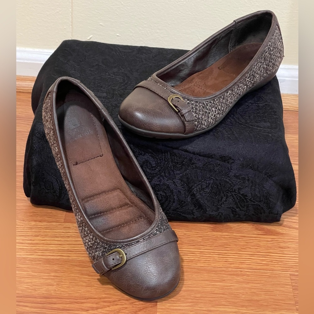 White Mountain Tweed Ballet Flat Brown Size 8
